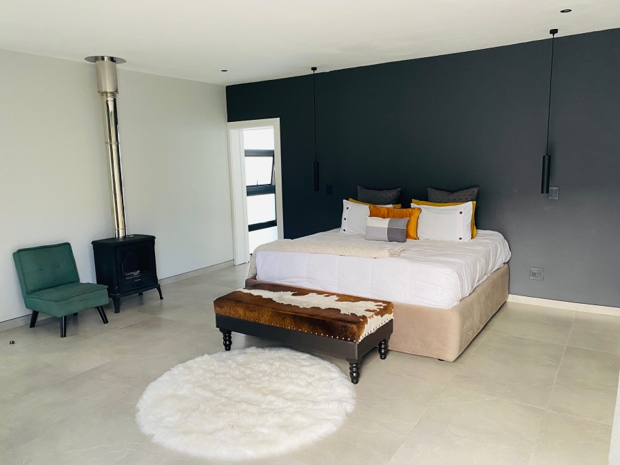 5 Bedroom Property for Sale in Wigwam North West